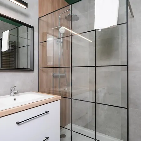 Kopcinskiego Modern